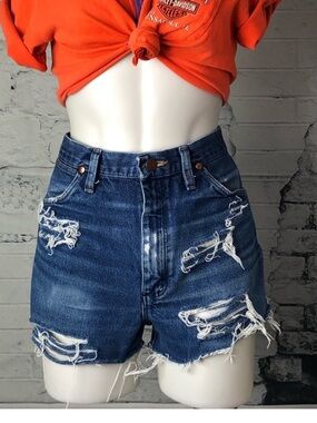 Wrangler Distressed Shorts High Waisted 1214